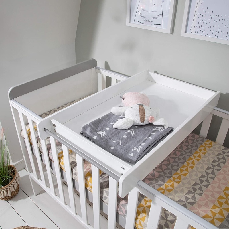 3-IN-1 Convertible Crib Toddle Bed Daybed-Wooden Decor Items - FRONT RUNNER